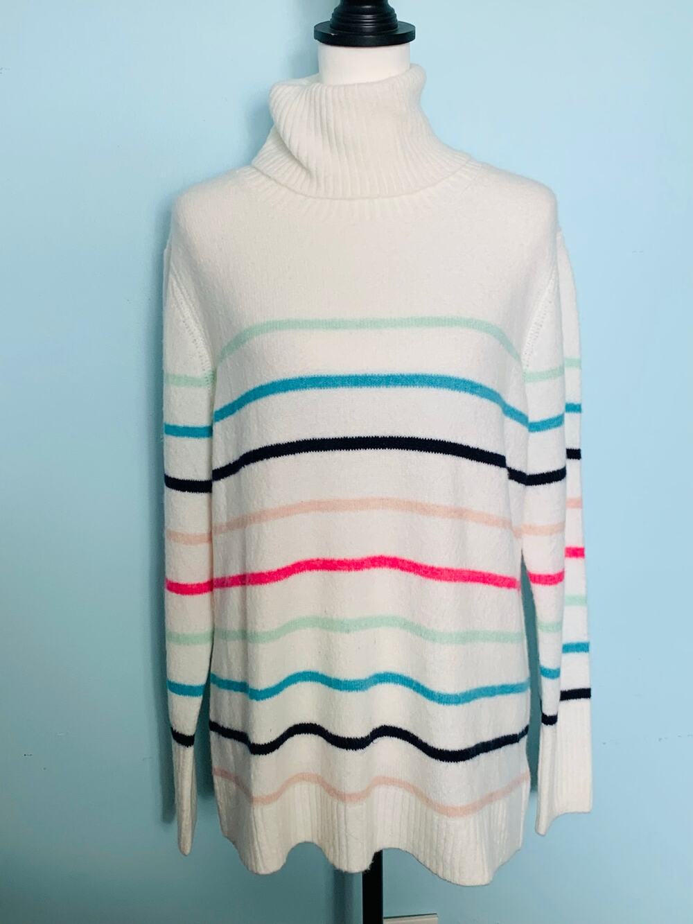NWT GAP White Turtleneck Sweater with Multicolored Stripes Size Large